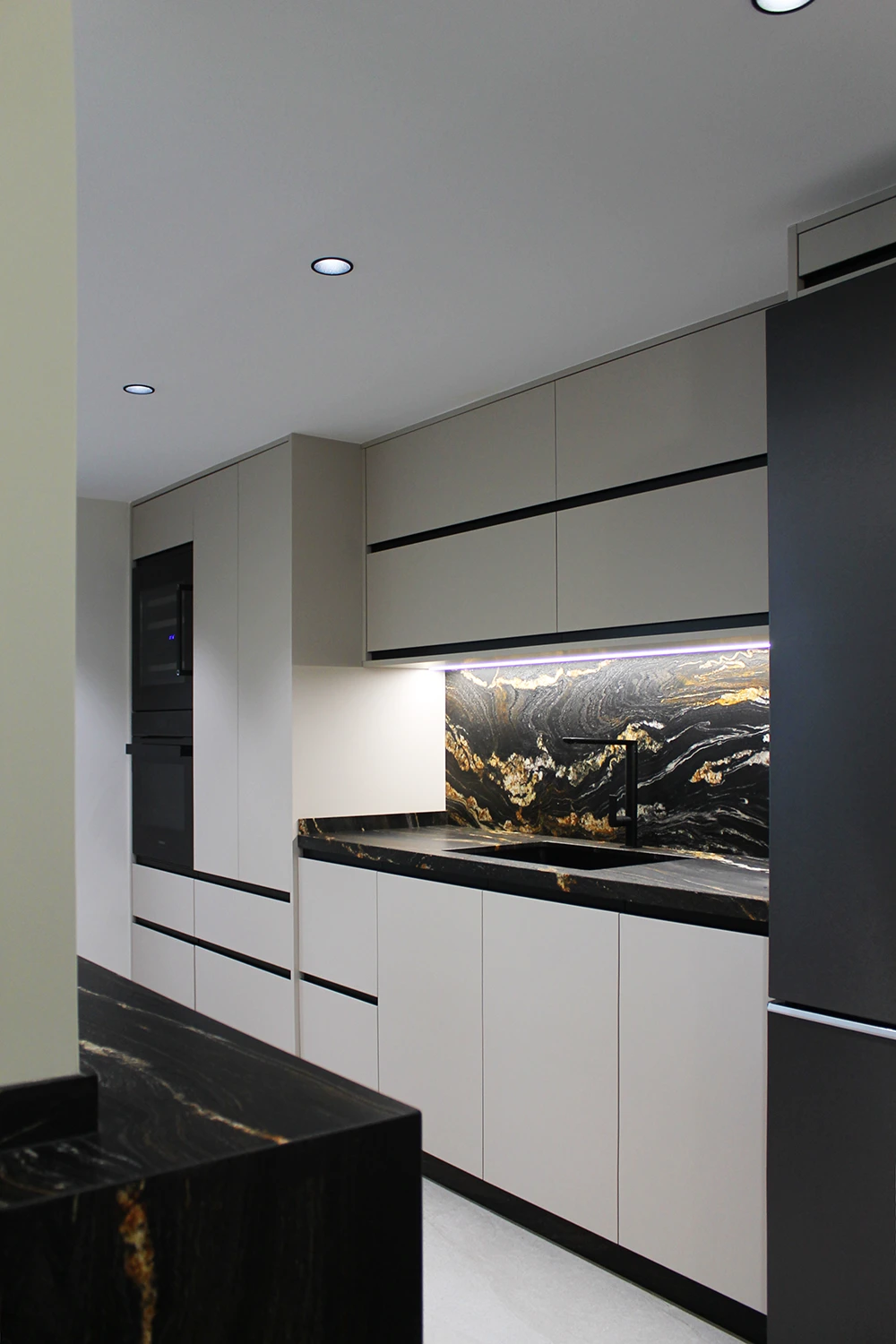 Reforma JyP 9 Reforma cocina en piso urbanizacion de playa en Alicante